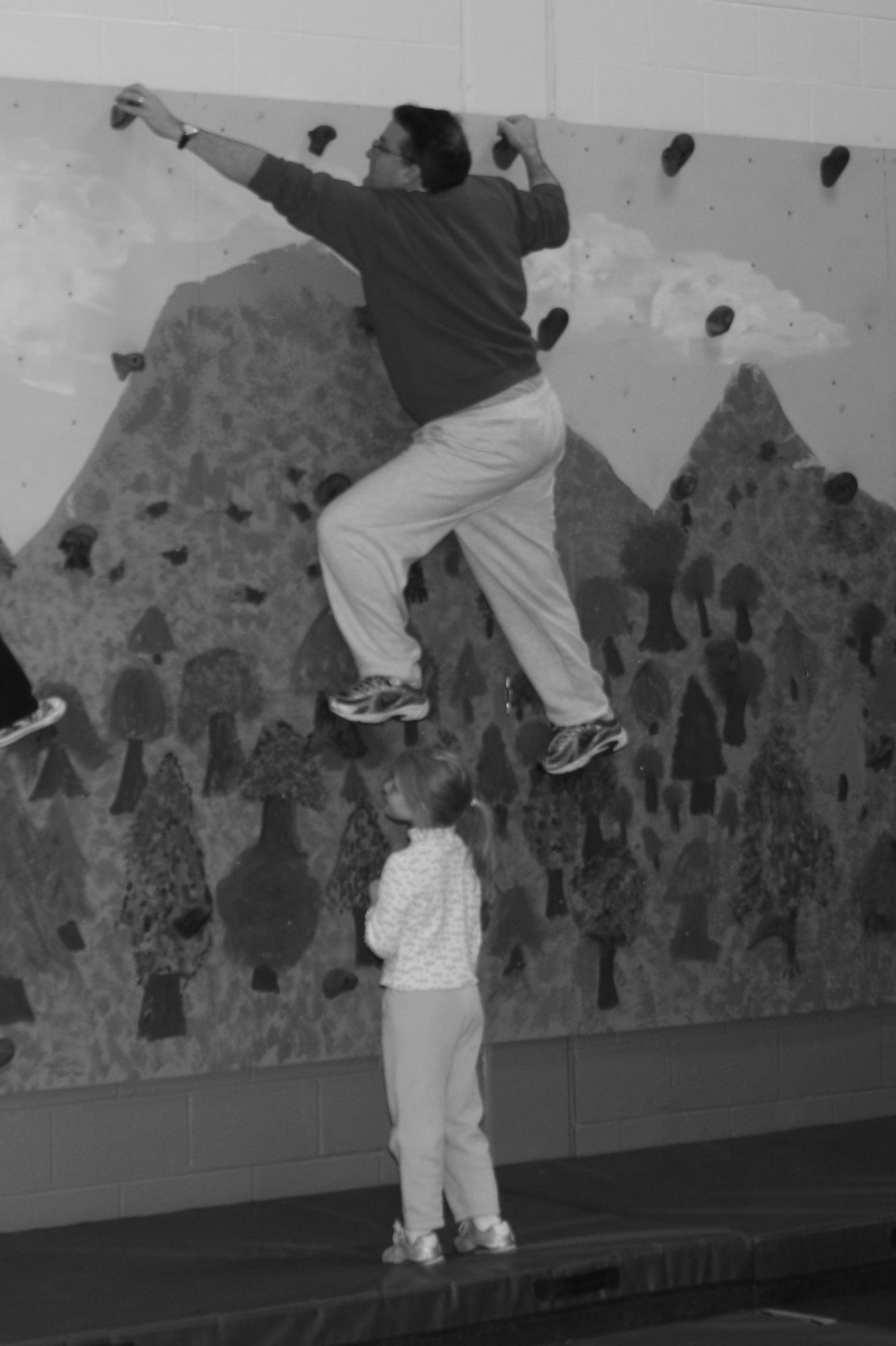 2010_01_26 WGCS Curriculum nite climbing wall.jpg